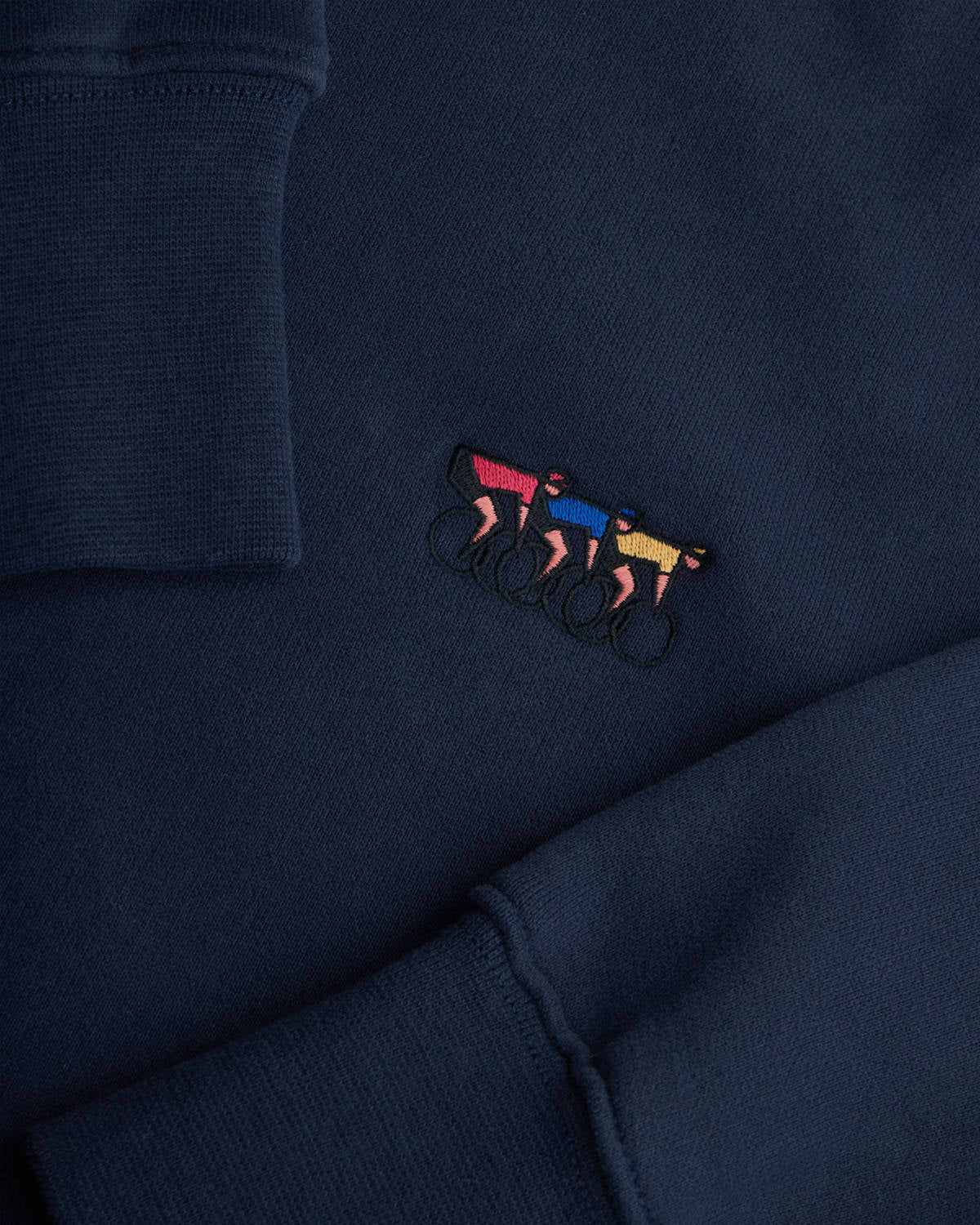 Close-up of the navy Waaier sweatshirt