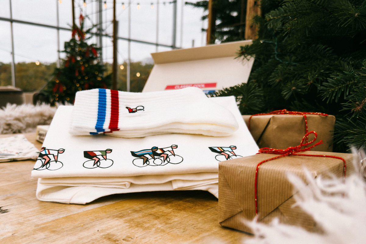 GIFT GUIDE2025